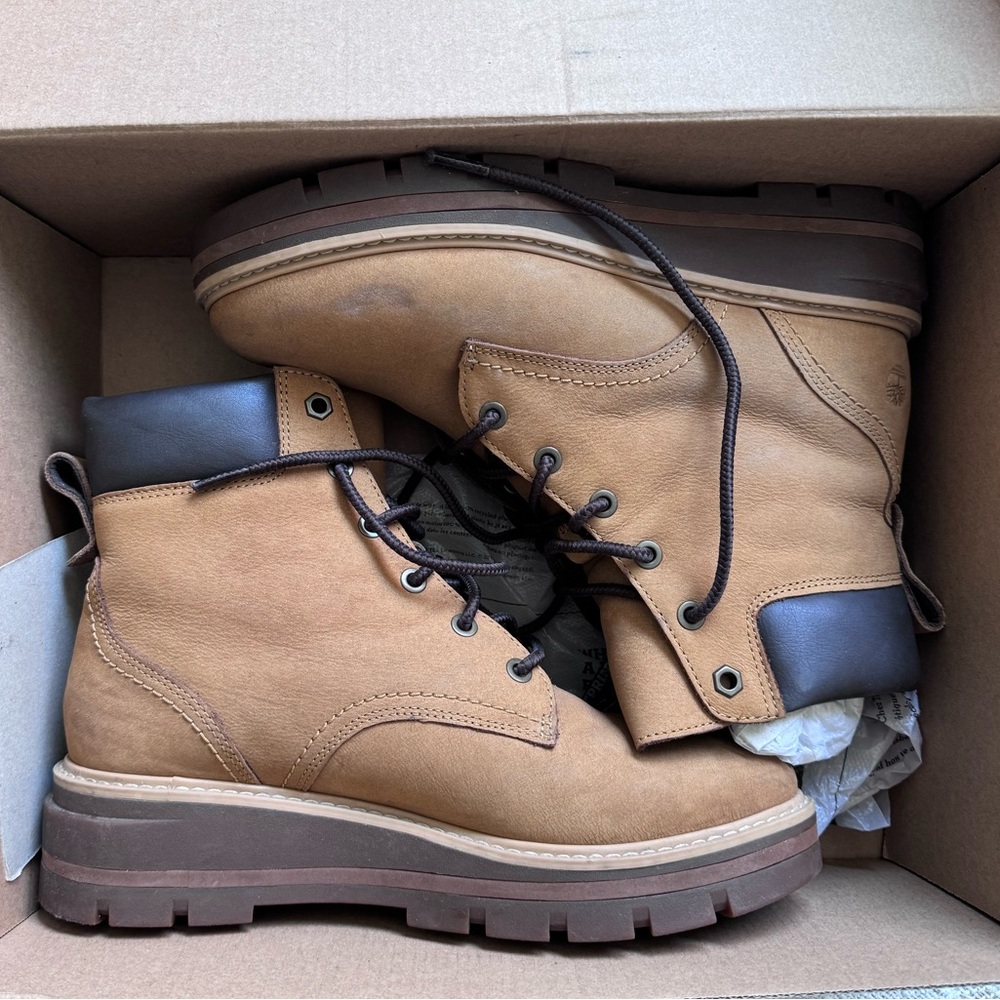 Timberlands - Picture 2 of 10